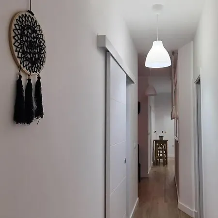 Disfruta, Nuevo En Mentidero Apartment